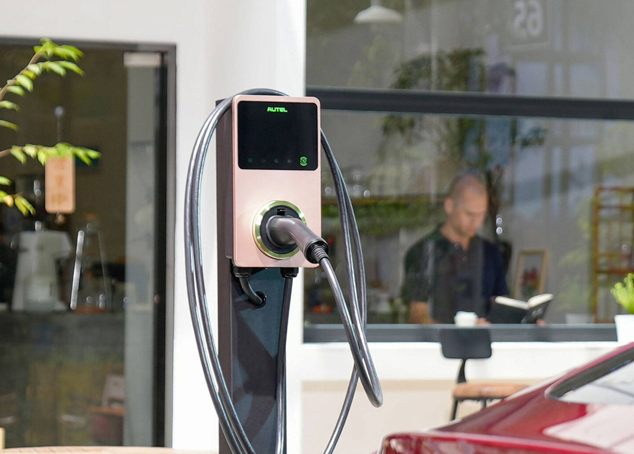 Borne de recharge solaire