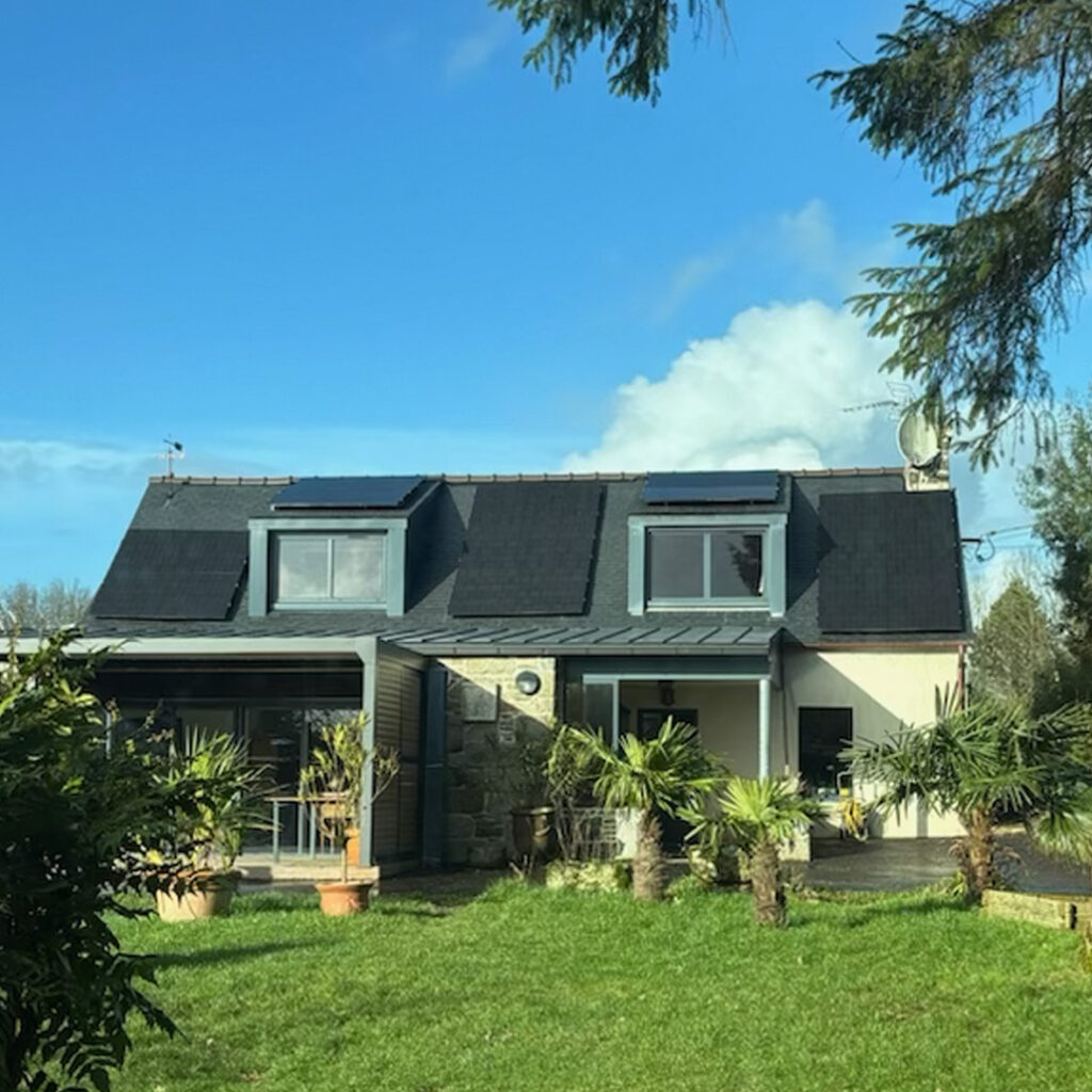 panneaux photovoltaïques Glomel