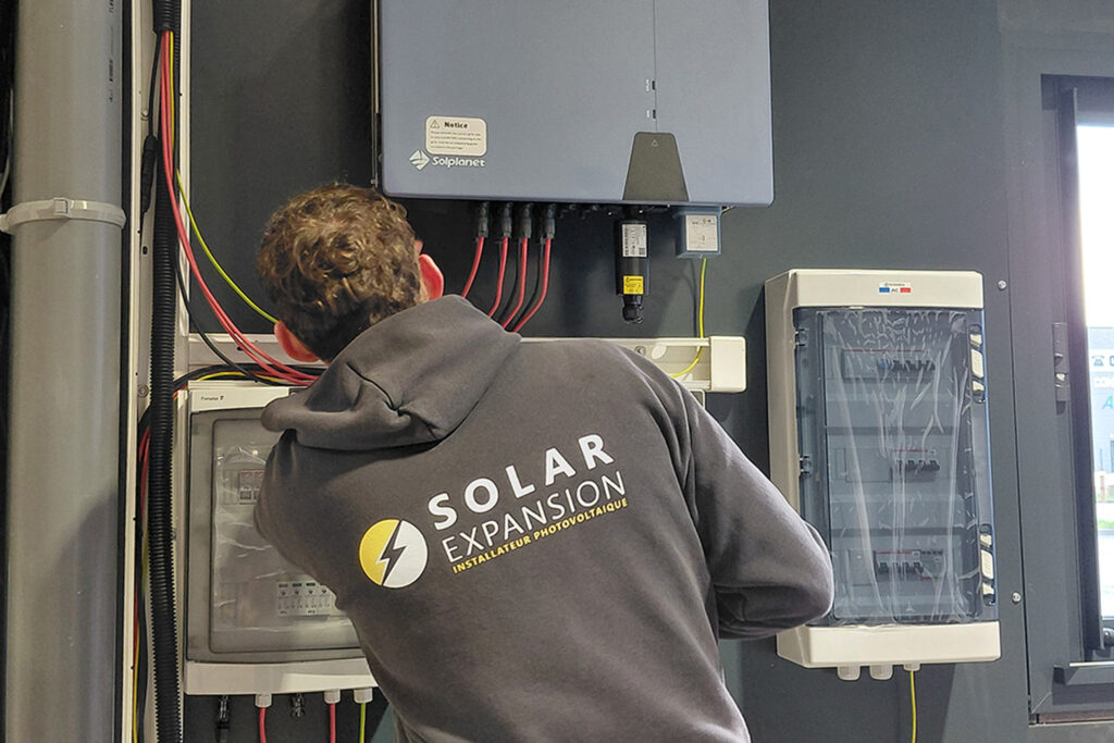 installation onduleur Solar Expansion